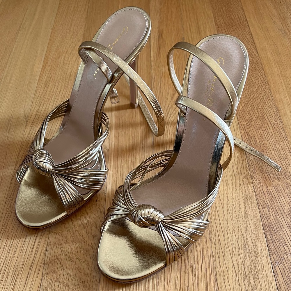 Gianvito Rossi Portia Gold Strappy Heels Size 9/39.5